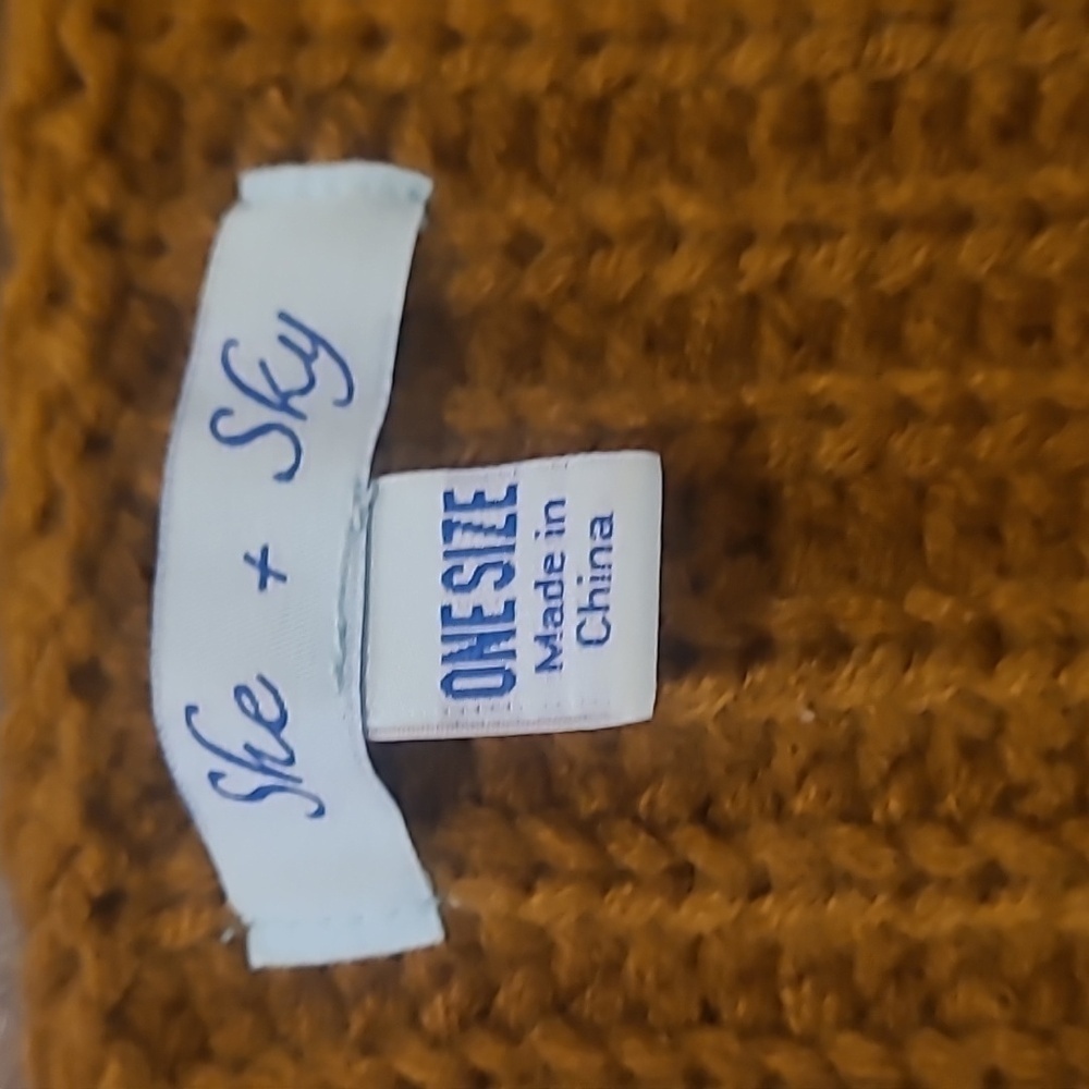 She + Sky Brown Chunky Cable Knit Crop Sweater One Size - Picture 3 of 5